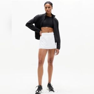 NWT Athleta Fast Route Mid Rise 13" Run Skort Size XS In Bright White